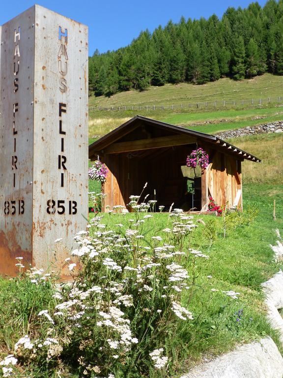 Hotel Haus Fliri Graun im Vinschgau Exterior foto