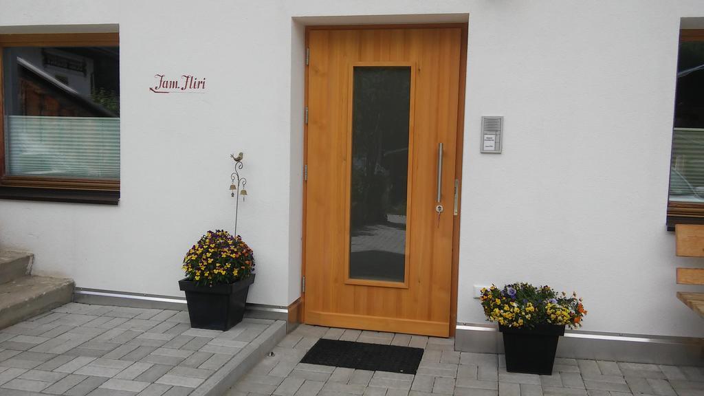 Hotel Haus Fliri Graun im Vinschgau Exterior foto